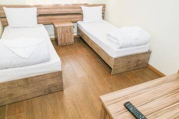 Фото номера Стандартный номер Курортные отели Теж Лер Резорт г. Шаумян 6